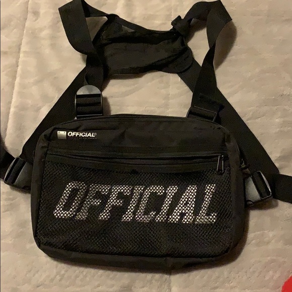 Official pack - Picture 2 of 2